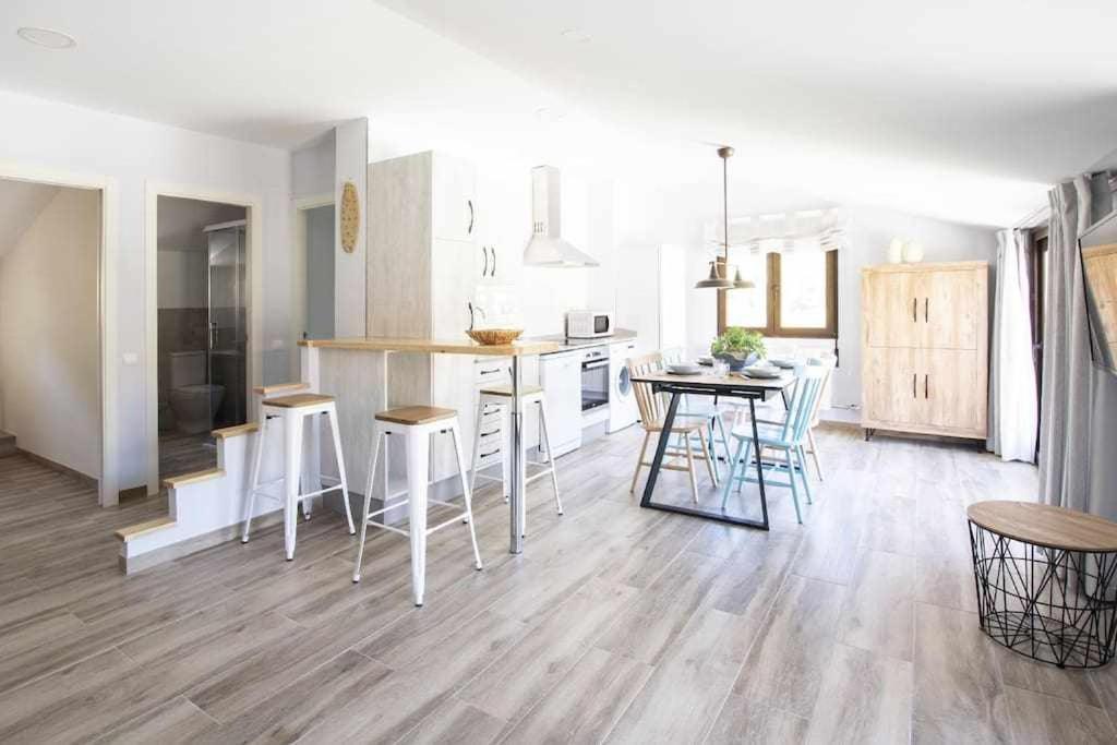Apartamento Creativo Villa Rubei Villarroya de los Pinares エクステリア 写真